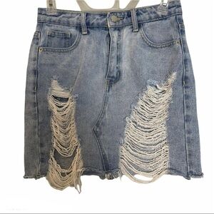 Pretty Little Thing Distressed Denim Skirt Sz. 4